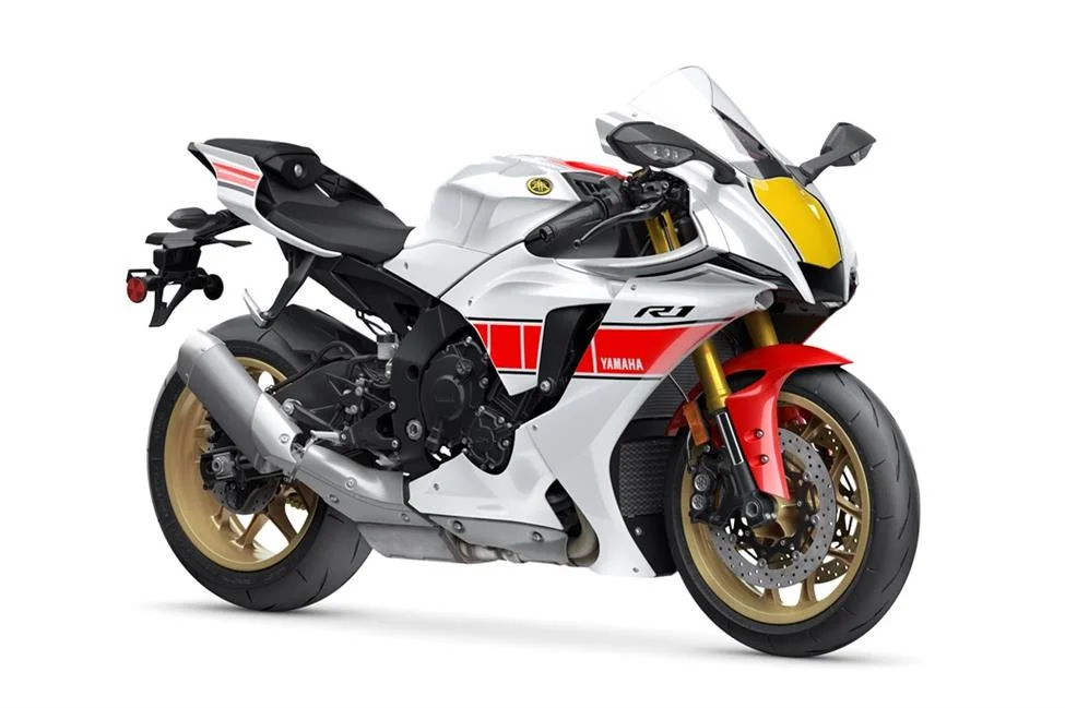 2022 Yamaha R1