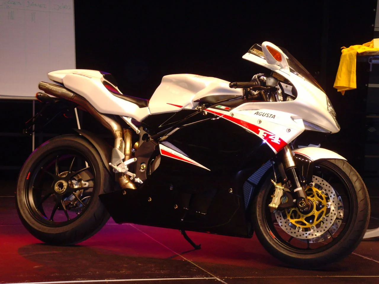 2006 MV Agusta F4 1000 R