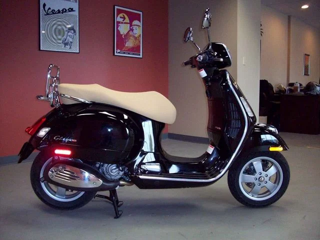 2009 Vespa GTS 250ie