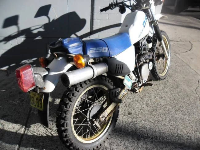 1987 Suzuki DR 250 S