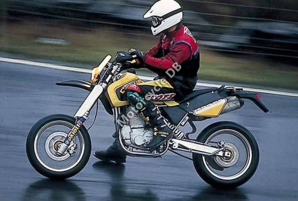 2000 CCM 604 R