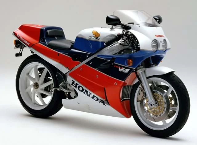 1990 Honda VFR 750 R - RC 30