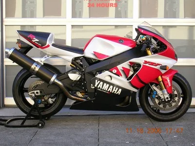 1999 Yamaha YZF-R7