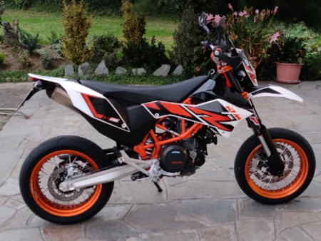 2016 KTM 690 SMC R