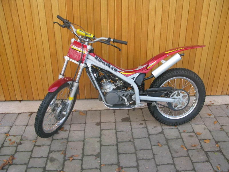 2004 Beta REV 50