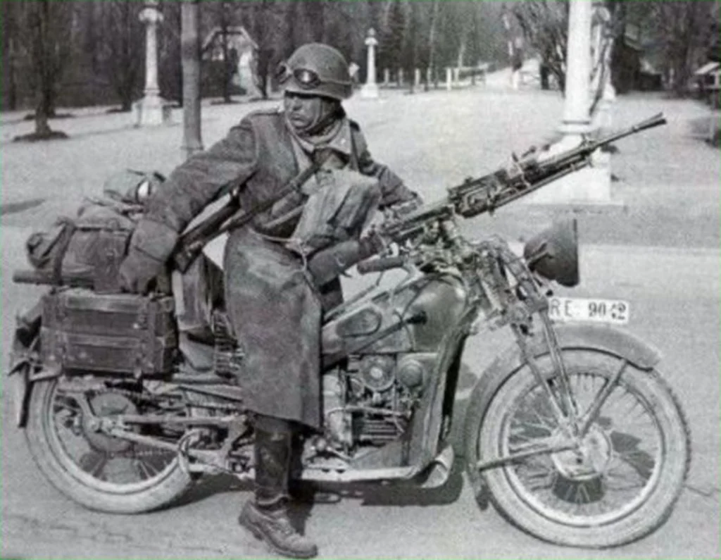 1940 Moto Guzzi Alce