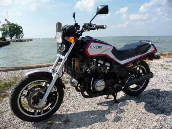 1984 Honda VF 1100 S Sabre V65