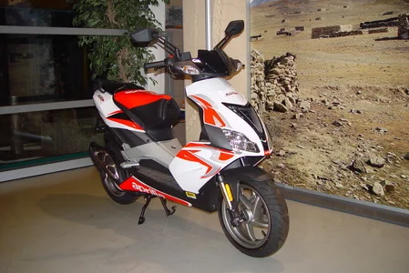 2008 Aprilia SR 50 R