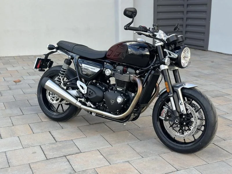 2024 Triumph Speed Twin 1200