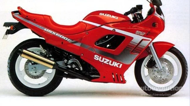 1992 Suzuki GSX 600 F (reduced effect #2)