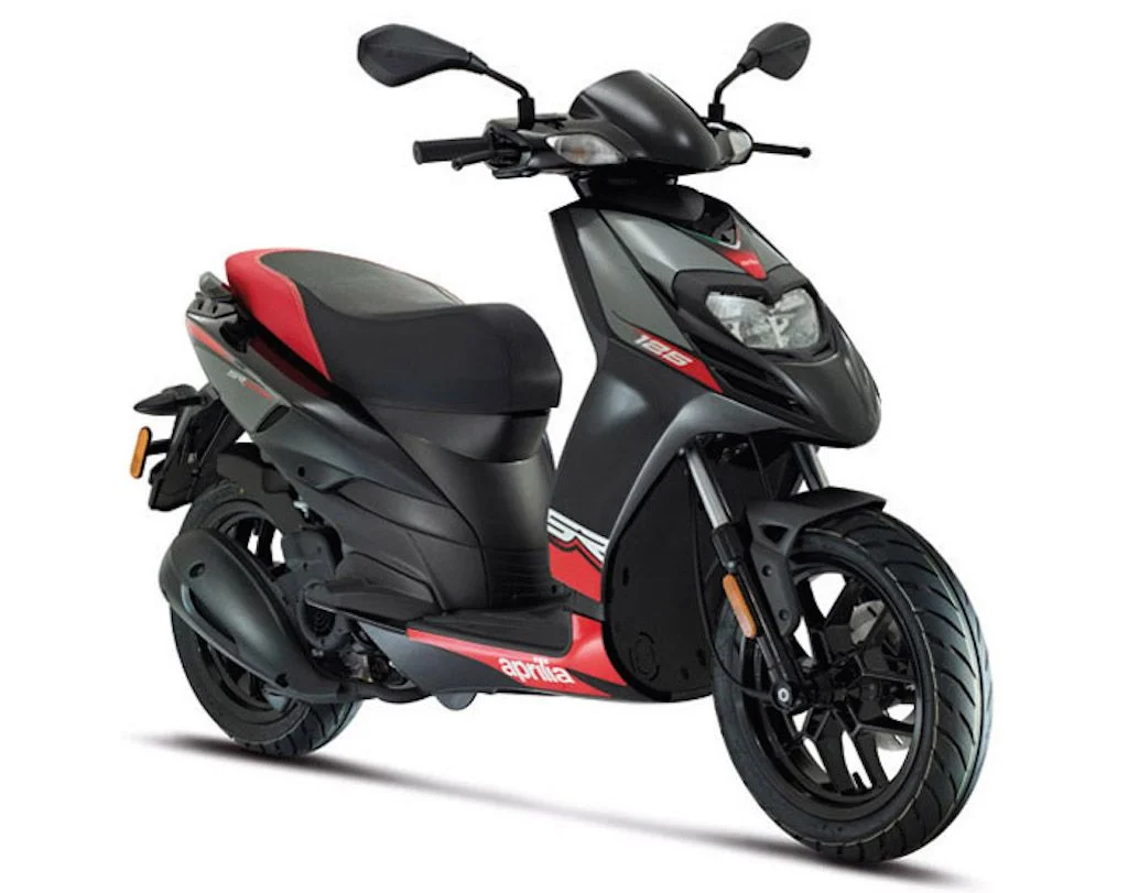 2018 Aprilia SR Motard 125