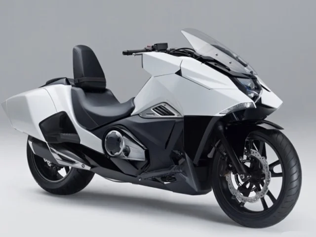 2016 Honda NM4-02