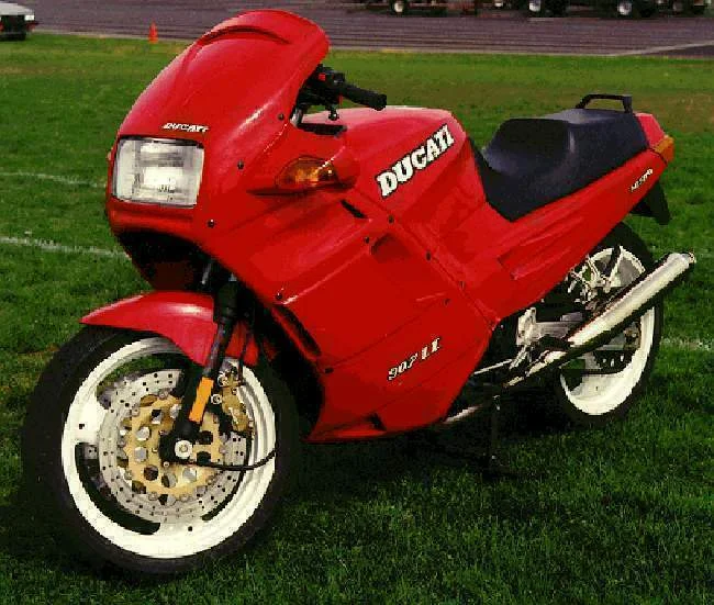 1992 Ducati 907 i.e. Paso
