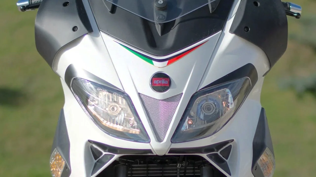 2018 Aprilia SR Max 300