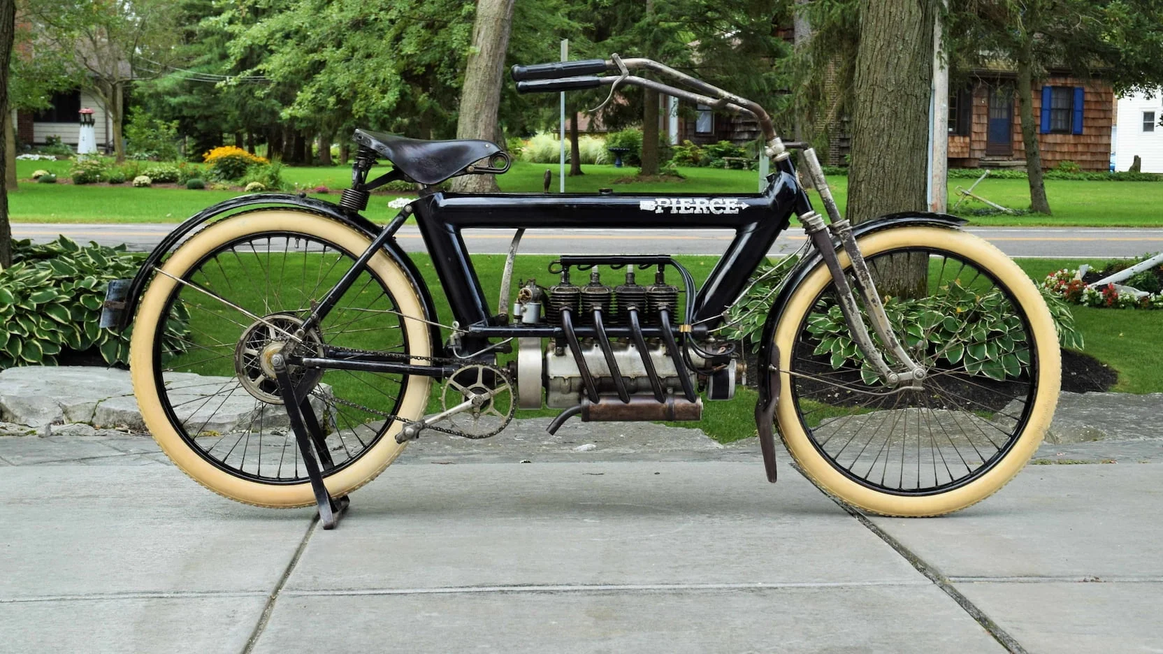 1911 Pierce Four