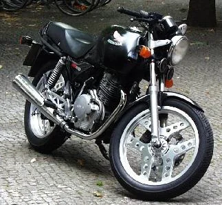 1985 Honda XBR 500 N 