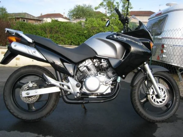 2002 Honda Varadero 125