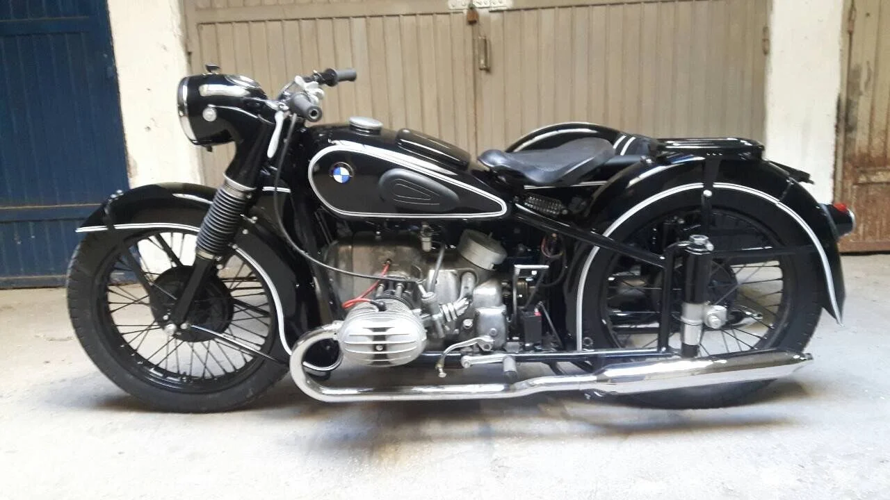 1952 BMW R67 2