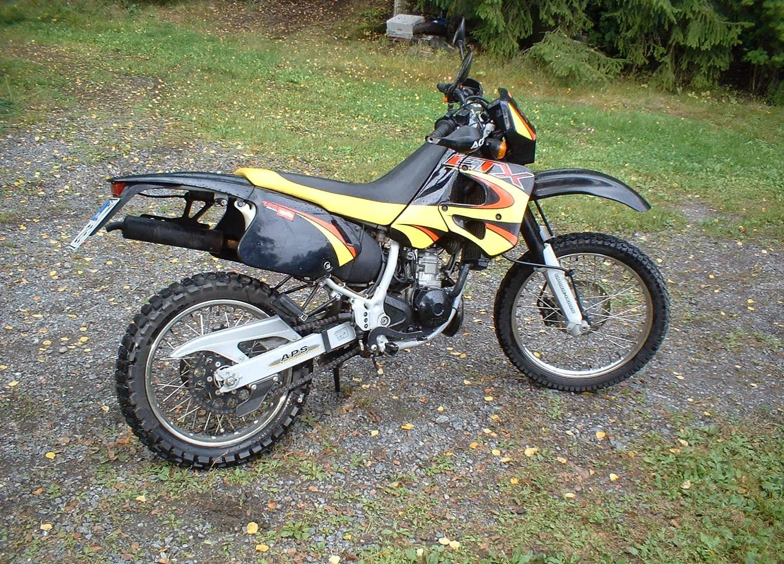 2000 Aprilia ETX 125