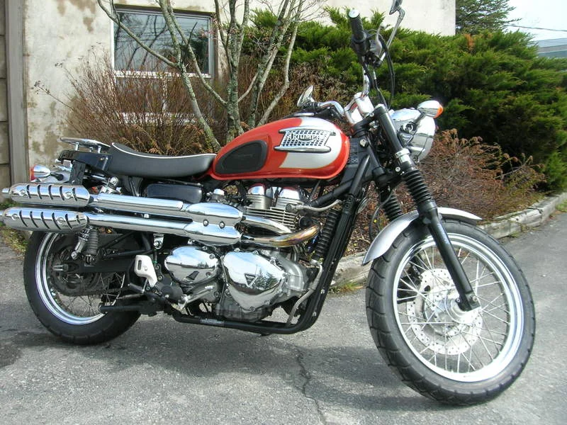 2002 Triumph T100