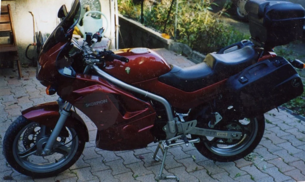 2001 MZ Skorpion Traveller