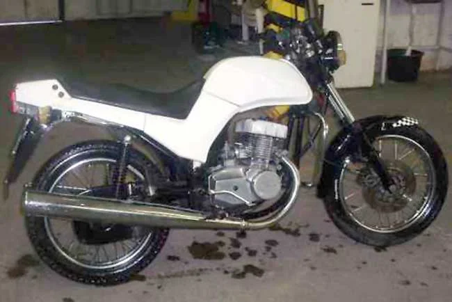 1995 Jawa 640 White Style