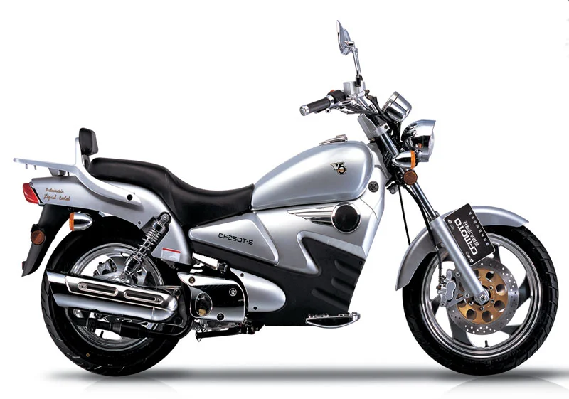 2013 CF Moto Cruz