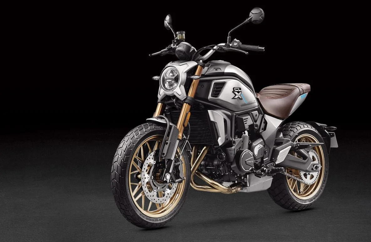 2022 CF Moto 700 CL-X Heritage
