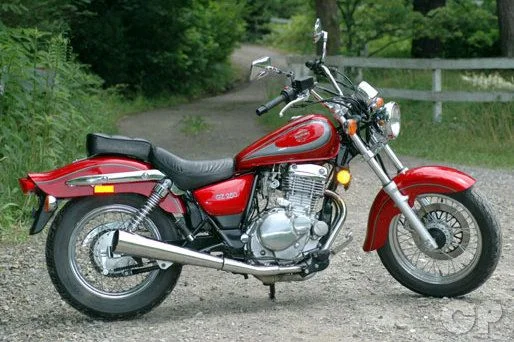 2004 Suzuki GZ 250