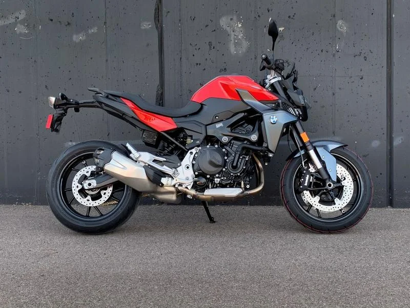2024 BMW F 900 R