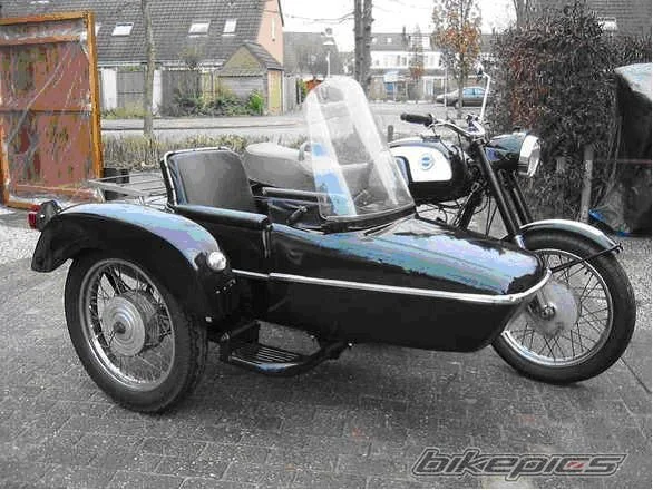 1974 IZH Jupiter 3 (with sidecar)