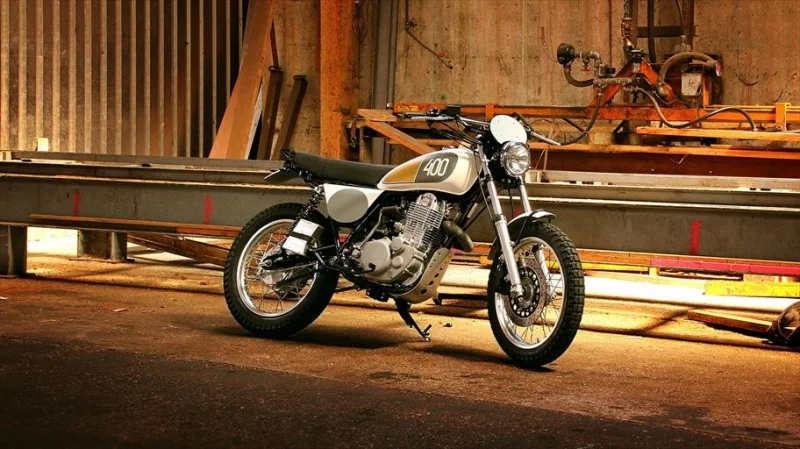 2015 Yamaha SR400 Homage by Benders