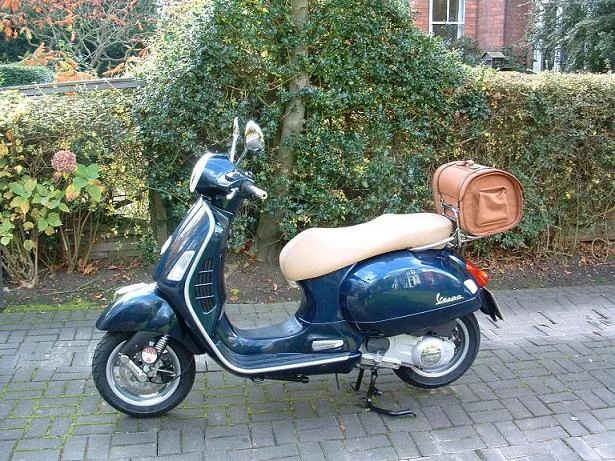 2009 Vespa GT Navy 125