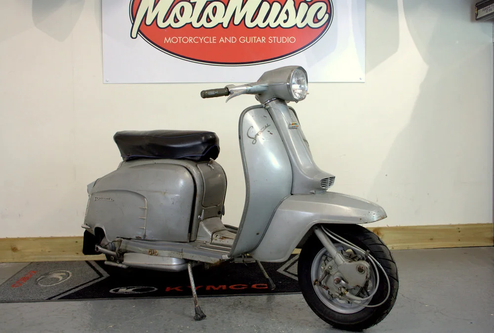 1964 Lambretta LI 150 Silver Special