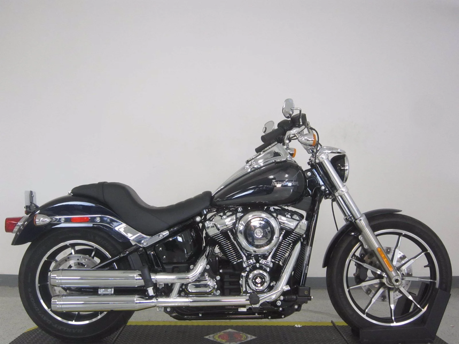 2019 Harley-Davidson Softail Low Rider
